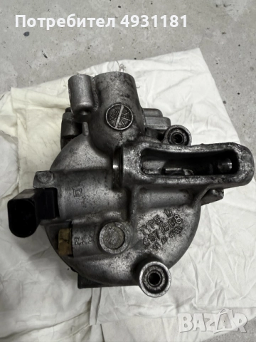 OEM компресор климатик VAG 5N0 820 803 A, снимка 5 - Части - 55826975