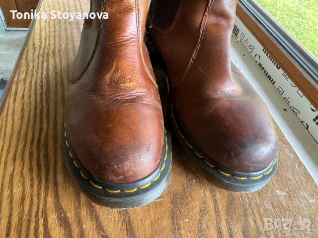 Боти от естествена кожа на Dr. Martens, снимка 6 - Дамски боти - 44320585