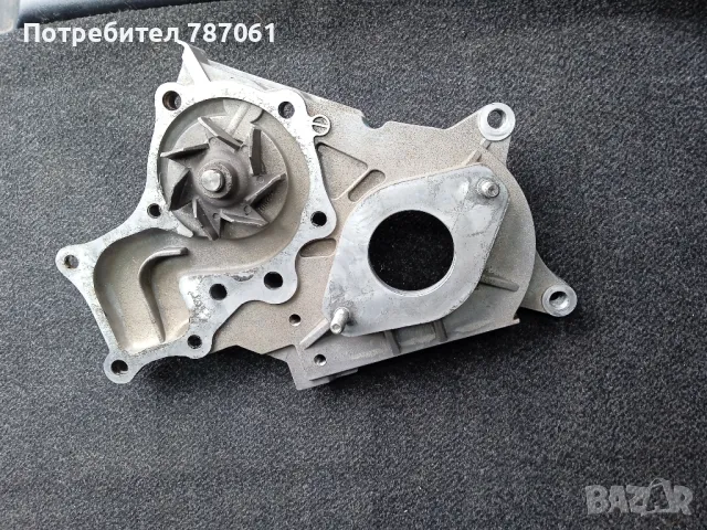 водна помпа тойота Корола 2000D, снимка 2 - Части - 49743633