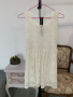 Бяла рокля в размер XS, снимка 1 - Рокли - 44635055