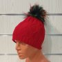 Нова зимна дамска червена шапка с шарен помпон/пух