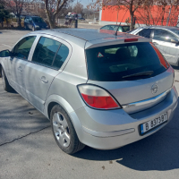 Opel Astra H 1,6 бензин, снимка 8 - Автомобили и джипове - 44767829