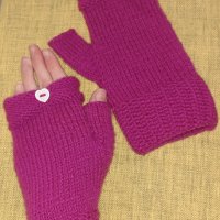 Дамски ръкавици Viva Magenta, снимка 1 - Ръкавици - 39638703