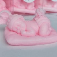 3D бебе с плетени заешки уши шапчица и гащички опашле на възглавница силиконов молд фондан гипс, снимка 8 - Форми - 18545629
