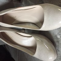 Дамски бежови обувки на ток, снимка 3 - Дамски обувки на ток - 35378278