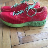 ДАМСКИ МАРАТОНКИ Asics, снимка 2 - Маратонки - 30079125