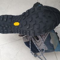 обувки Garmont Gore-Tex Vibram, снимка 5 - Дамски боти - 42850149