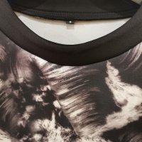 Дамска блуза S размер , снимка 3 - Блузи с дълъг ръкав и пуловери - 38995149
