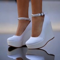 Обувки на платформа - бели - SL47, снимка 2 - Дамски ежедневни обувки - 42454075