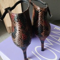 Елегантни обувки със змийски принт , снимка 4 - Дамски елегантни обувки - 42400224