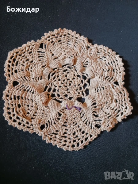Ръчно Плетено Каре.(терличка).На 1 кука., снимка 1