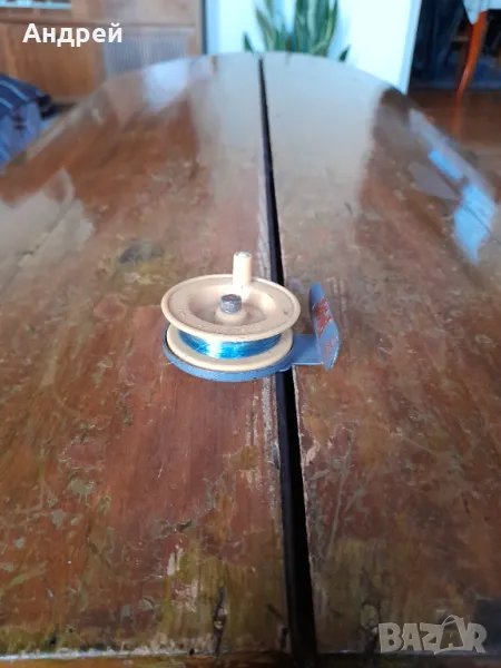 Стара риболовна макара Военоход, снимка 1