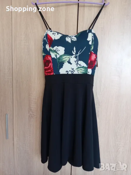 Кокетна разкроена рокля с етикет, снимка 1