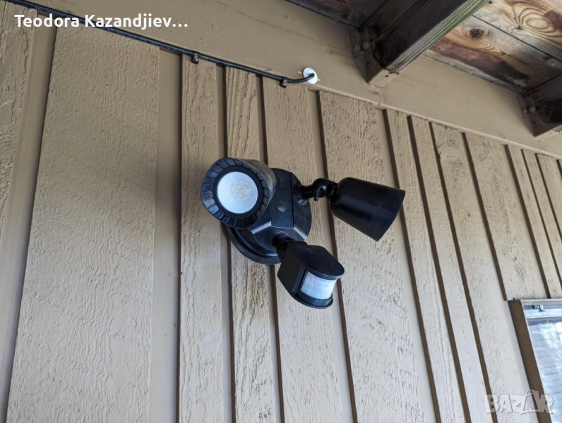 LED външна лампа със сензор за движение, снимка 1