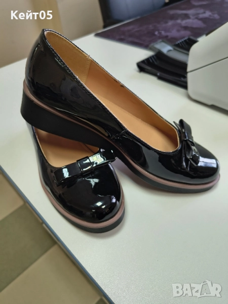 Лачени обувки на платформа 38, снимка 1