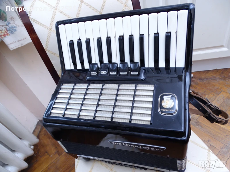 Акордеон Велтмайстер Стела 40 баса – перфектно състояние, снимка 1
