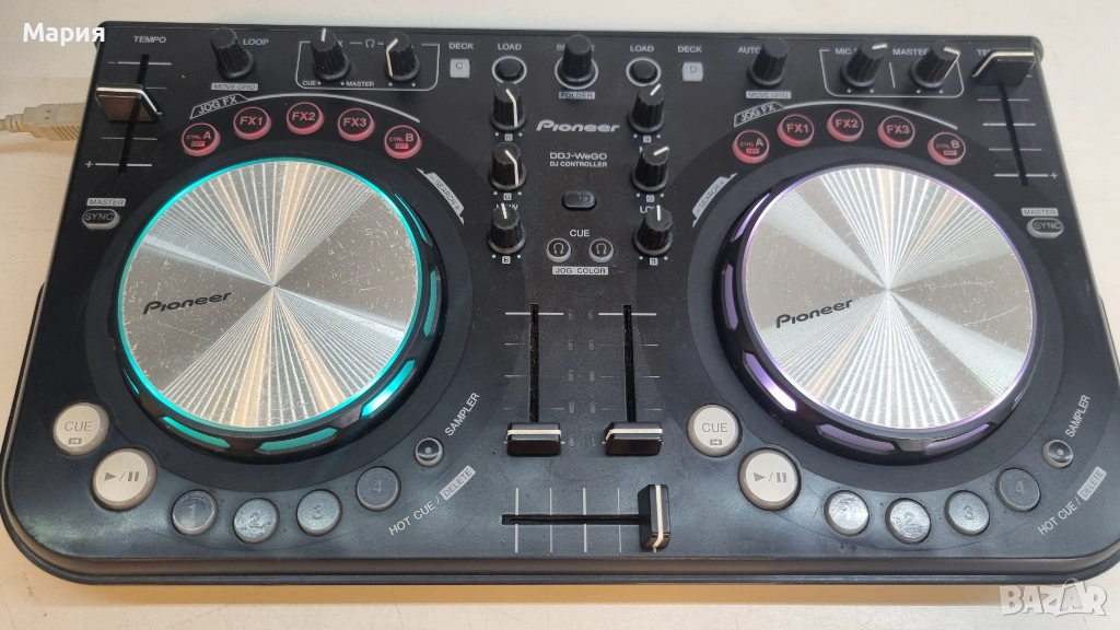 Pioneer DDJ-WeGO - Compact DJ Controller, снимка 1