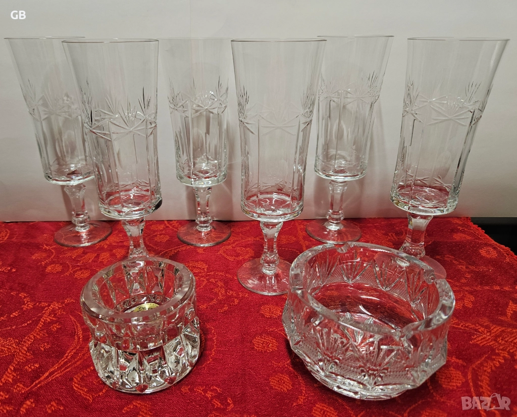 Кристални чаши за шампанско + пепелник + свещник, снимка 1