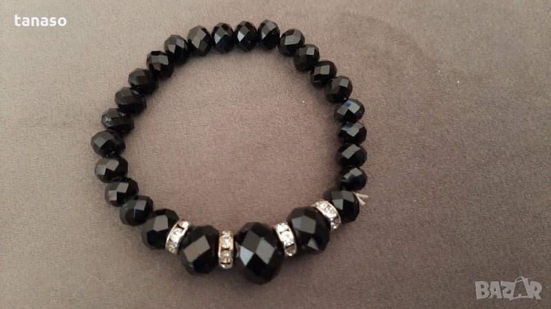 Гривна ластична с черни кварцови мъниста, снимка 1