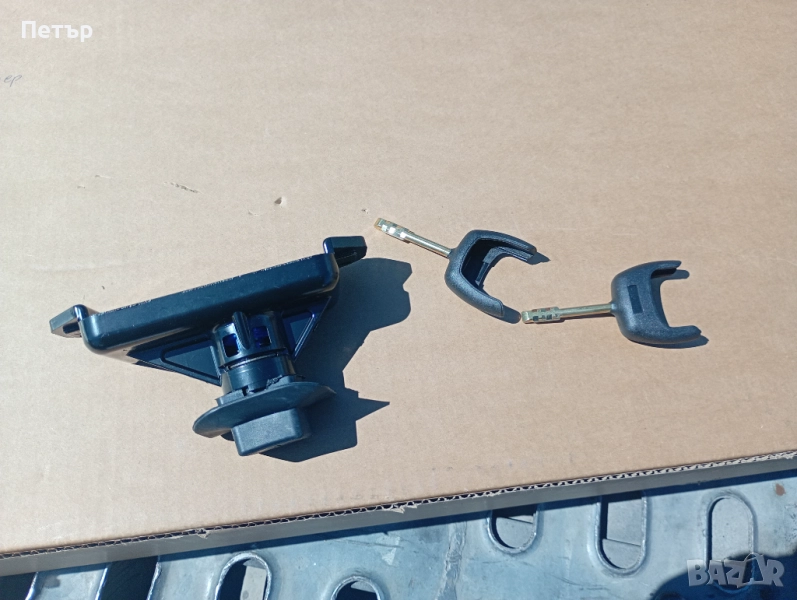 Ключалка преден капак Форд транзит 2006-2013г, снимка 1