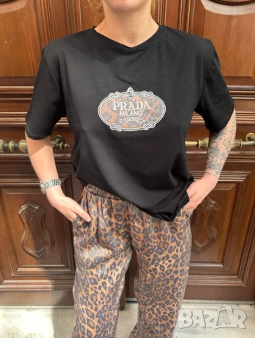 дамски комплекти prada, снимка 2 - Комплекти - 51064019