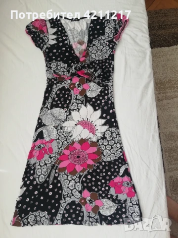 Къса дамска рокля