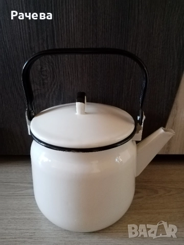 Нов емайлиран чайник , снимка 1