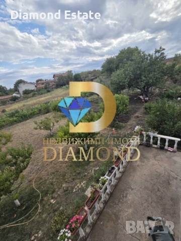 Двуетажна къща, парцели и бизнес в село Тракия, обл. Стара Загора, снимка 12 - Къщи - 51483256