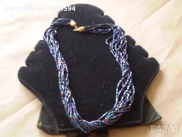 Огърлица от стъклена мъниста  60 те години, снимка 7 - Антикварни и старинни предмети - 36748383