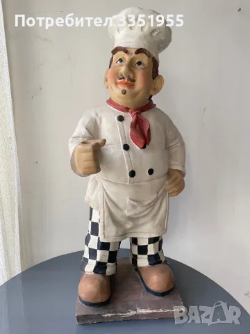 Италианска голяма статуетка на Шеф Готвач