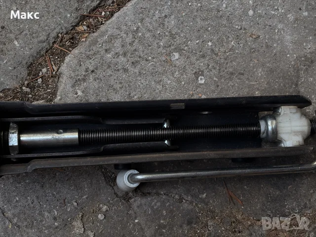 Оригинален крик BMW (БМВ) E46/E60/E61 + балонен ключ 17 Heyco, снимка 4 - Аксесоари и консумативи - 56023887