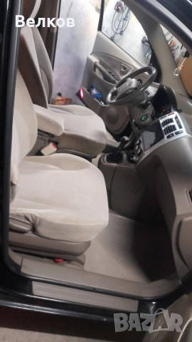 Hyundai Tucson Газ/Бензин, снимка 9 - Автомобили и джипове - 52979043