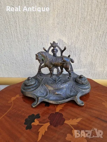 Уникална много красива антикварна бронзова мастилница , снимка 1