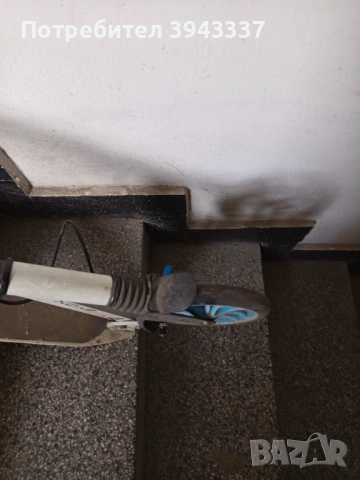 Тротинетка за резервни части , снимка 5 - Други спортове - 54275322