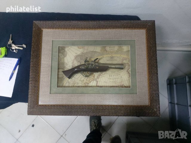 Декоративна картина - Пистолет , 64 х 48 см, снимка 3 - Картини - 40811806