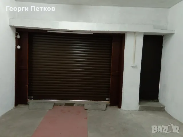 Гараж под наем 30 кв.м. в район - Център, 120 € , снимка 2 - Гаражи и паркоместа - 56070772
