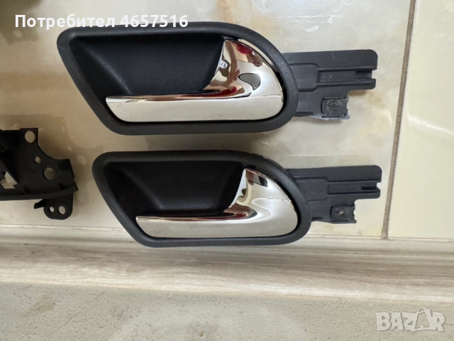 Вътрешна дръжка на задна дясна врата на Голф Vw Golf 5 само за 20лв. 1K4839114B