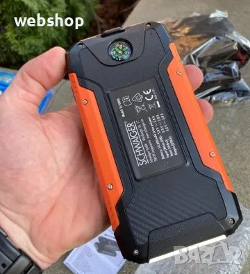 Соларна Външна Батерия POWERBANK Schwaiger 10000 mah + Фенерче и Компас, снимка 1