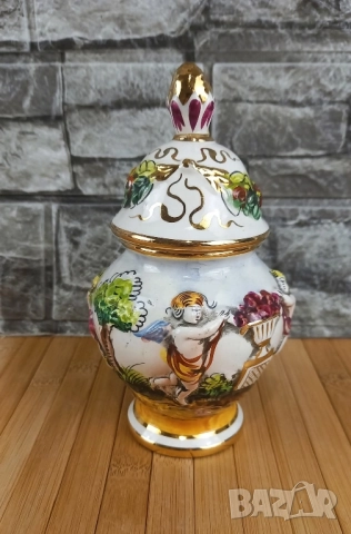 Декоративен съд с капак – Capodimonte, снимка 1