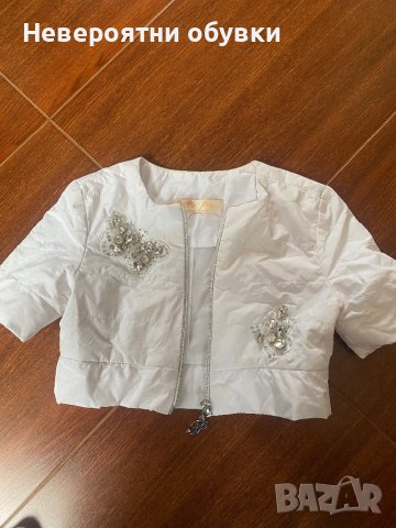 Красиво късо якенце Petite fleur 3-4, снимка 1 - Детски якета и елеци - 40666431