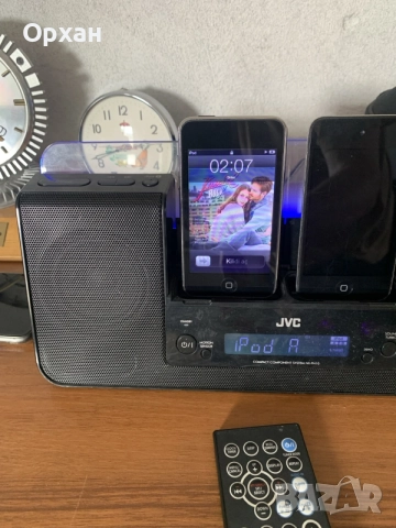 Продавам докинг система с FM радио JVC NX-PN10, снимка 2 - Аудиосистеми - 55953271