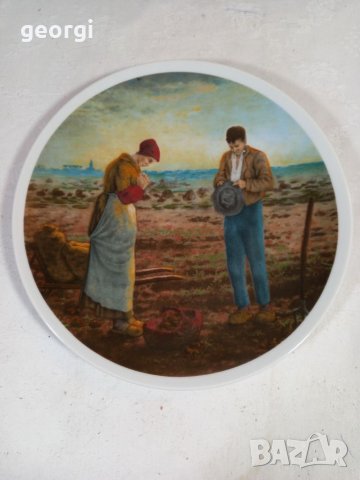 Декоративна порцеланова чиния 