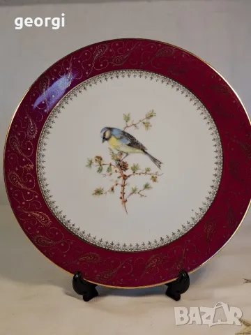 декоративна цветна порцеланова чиния с птица и  позлата 