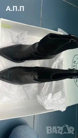 Боти Steve Madden , снимка 10 - Дамски боти - 48327645