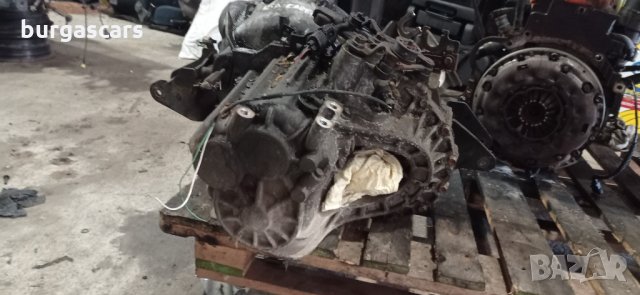 Ръчна скоростна кутия Kia Carens 2.0D-350лв, снимка 5 - Части - 33880202