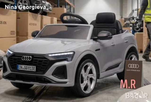 Детска акумулаторна кола Audi RS Q8 12V - Дистанционно управление, музика, LED светлини и амортисьор