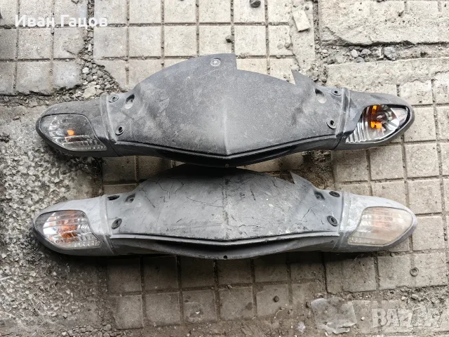 Спойлер с мигачи SR Factory 