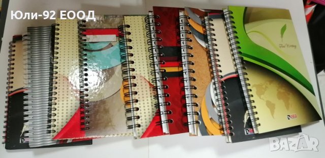 Тетрадки с твърди корици малък формат, редове и малки квадратчета, снимка 2 - Ученически пособия, канцеларски материали - 42188202