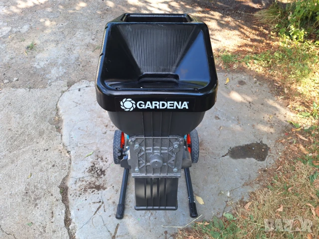 Дробилка за клони Gardena самопоемаща с валове, снимка 8 - Градинска техника - 50997072