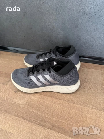 Оригинални маратонки adidas Bounce , снимка 2 - Маратонки - 42261842